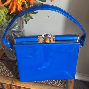 Ladies blue pocketbook this bag is very exquisite . For evening